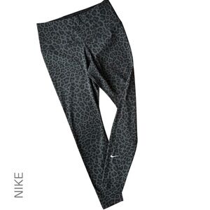NIKE | NWOT DRI FIT ONE ANIMAL PRINT HIGH-RISE LEGGINGS BLACK & GRAY | MEDIUM